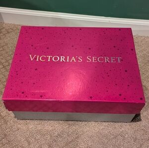 Victoria's Secret hat box